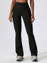 Air Cloud Freedom Butt Scrunch Flare Pant