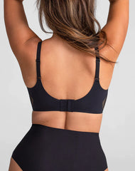 Airy Zero CrossOver Bra Runway