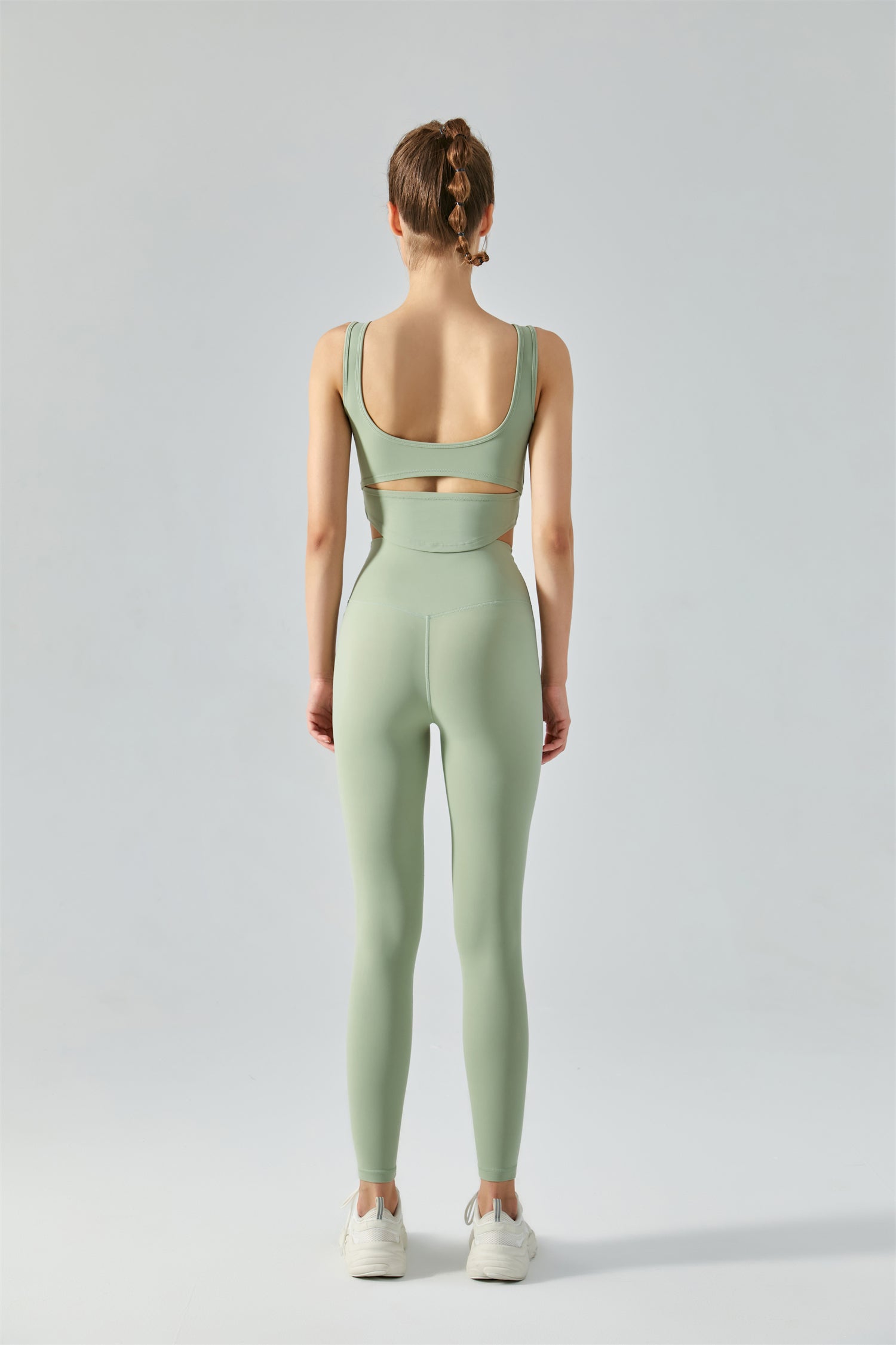 U Neck Backless Cut Out Yoga Tank Top