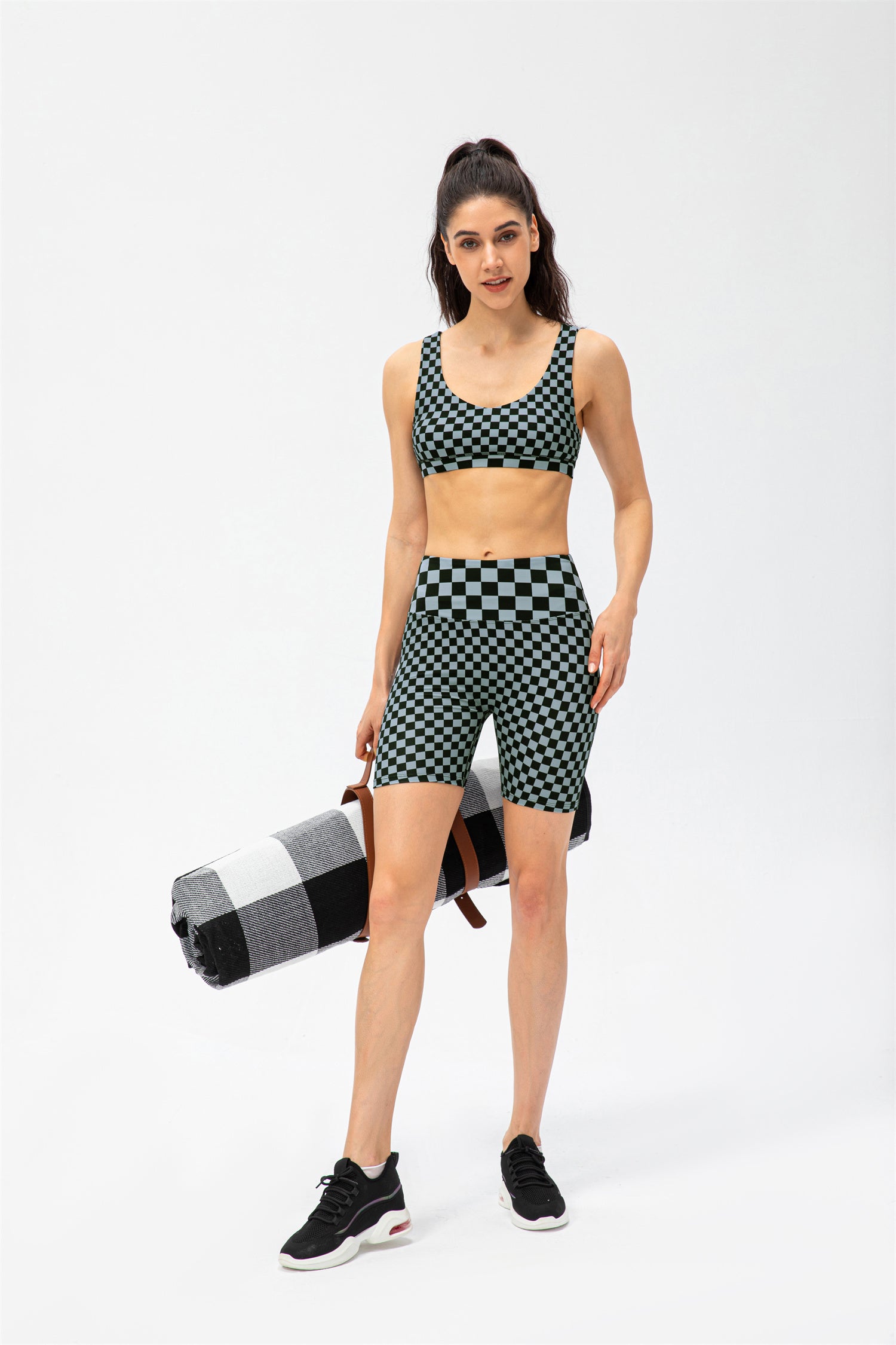 Sports Bra & Shorts Set- Energy