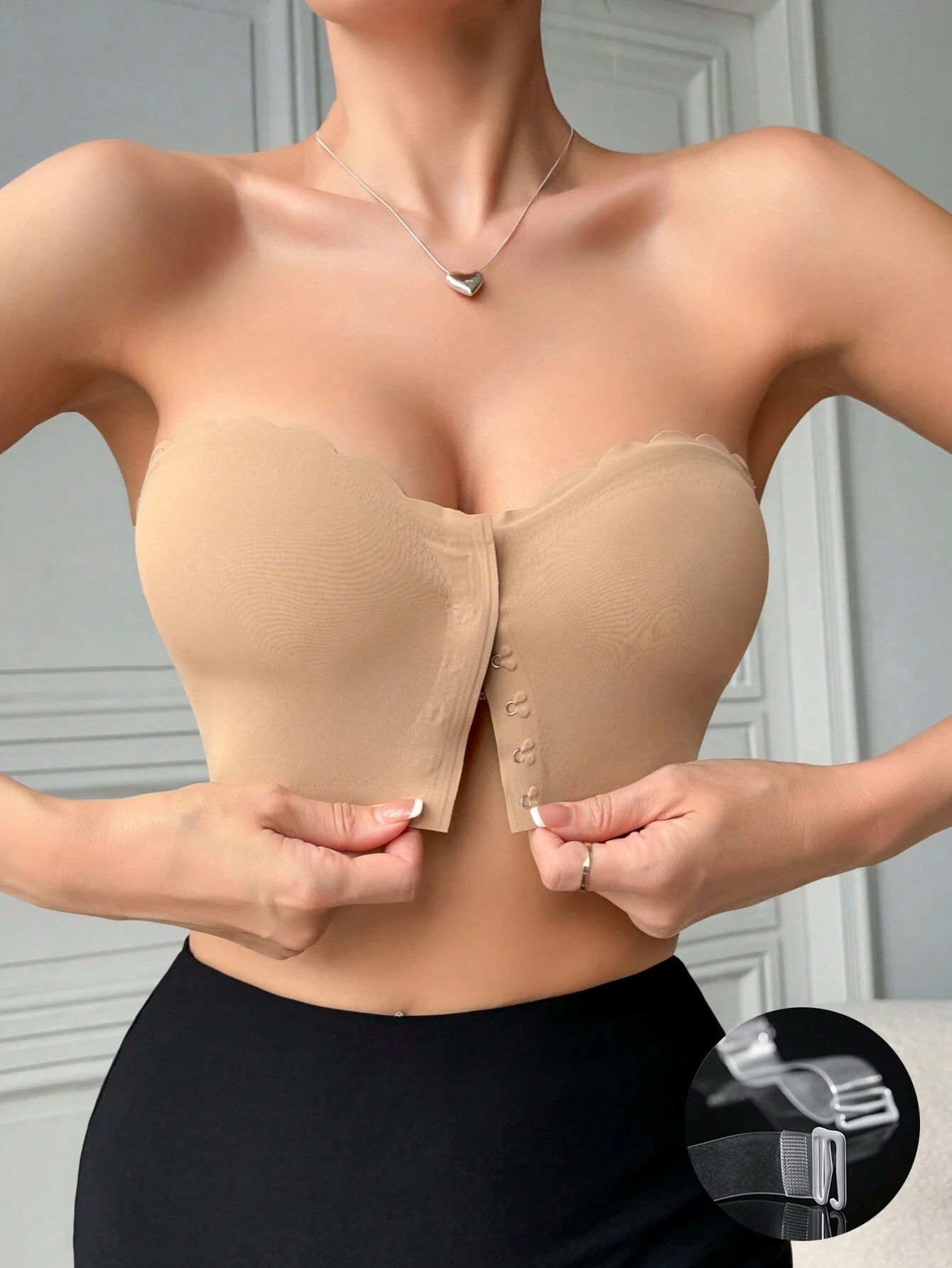 Front Closure Wireless Strapless Bra Beige