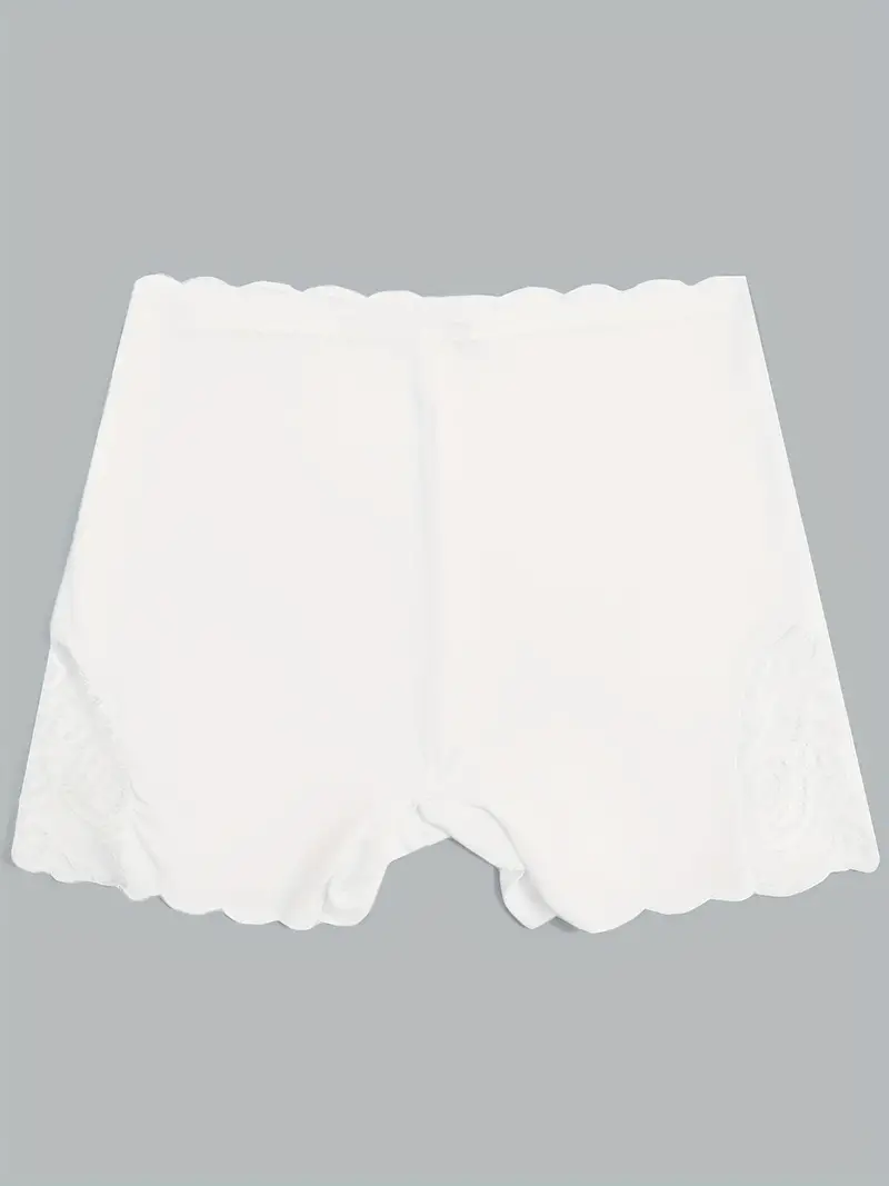 Contrast Lace Soft & Comfortable Scallop Trim Boyshort Panties White