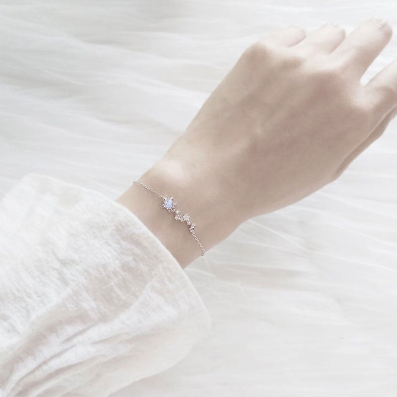 Moon & Star Aesthetic Bracelet
