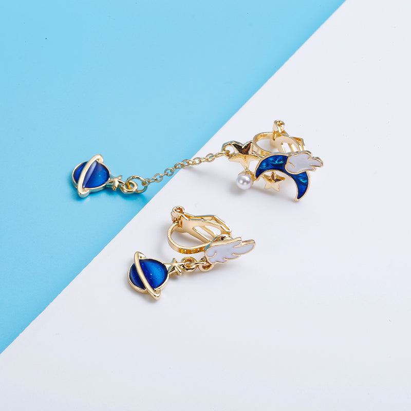 Moon & Star Asymmetric Earrings
