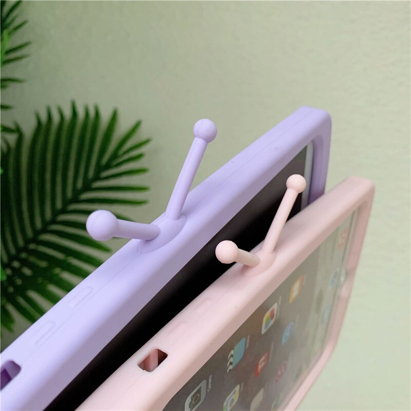 Kawaii Retro TV Case For iPad