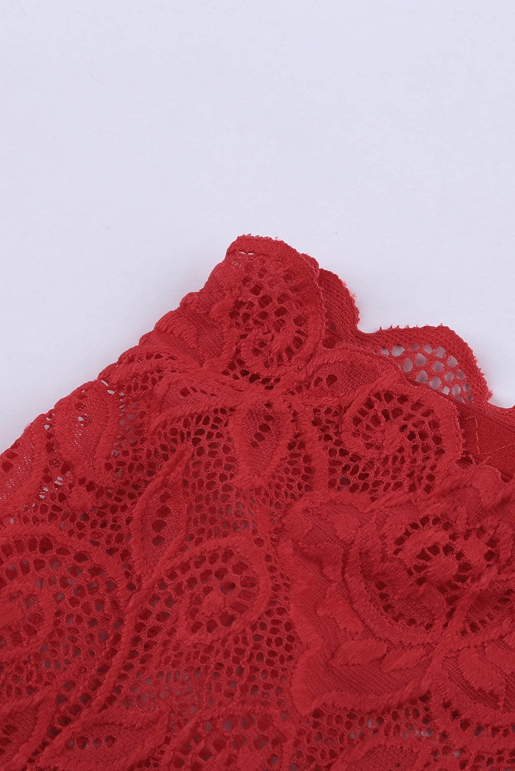 Chic Romantic Love Red Lace Bralette Lingerie Set