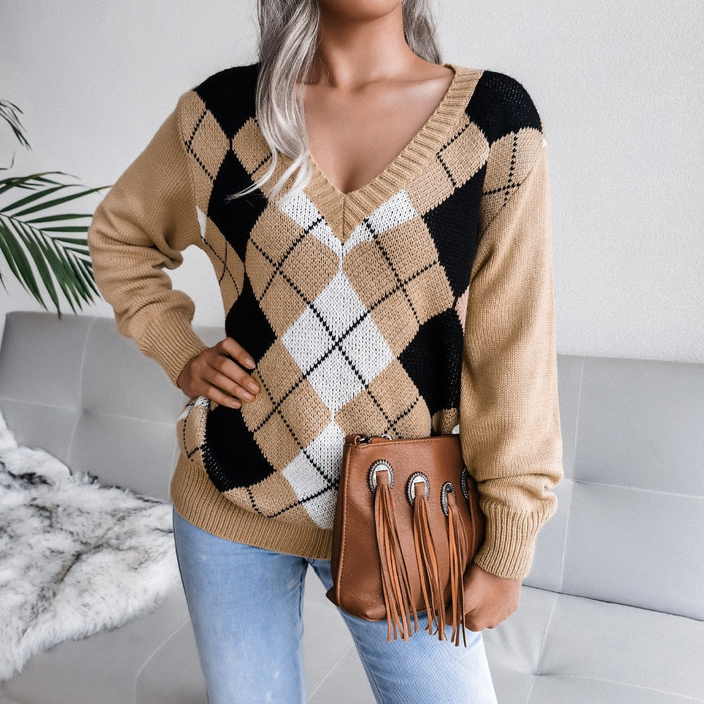 Lunetta - Beige Argyle Knitted V-Neck Sweater Top