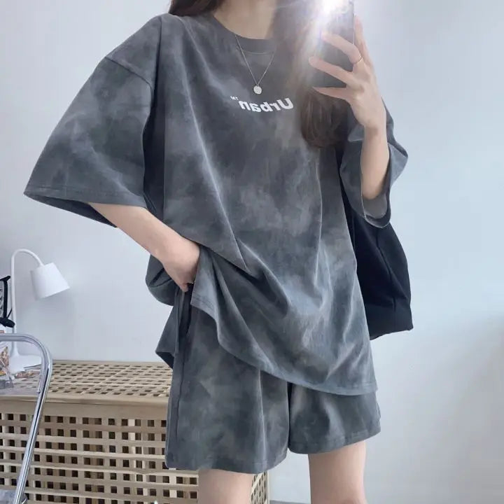 Casual Tie Dye Outfit Set - T-Shirt & Shorts