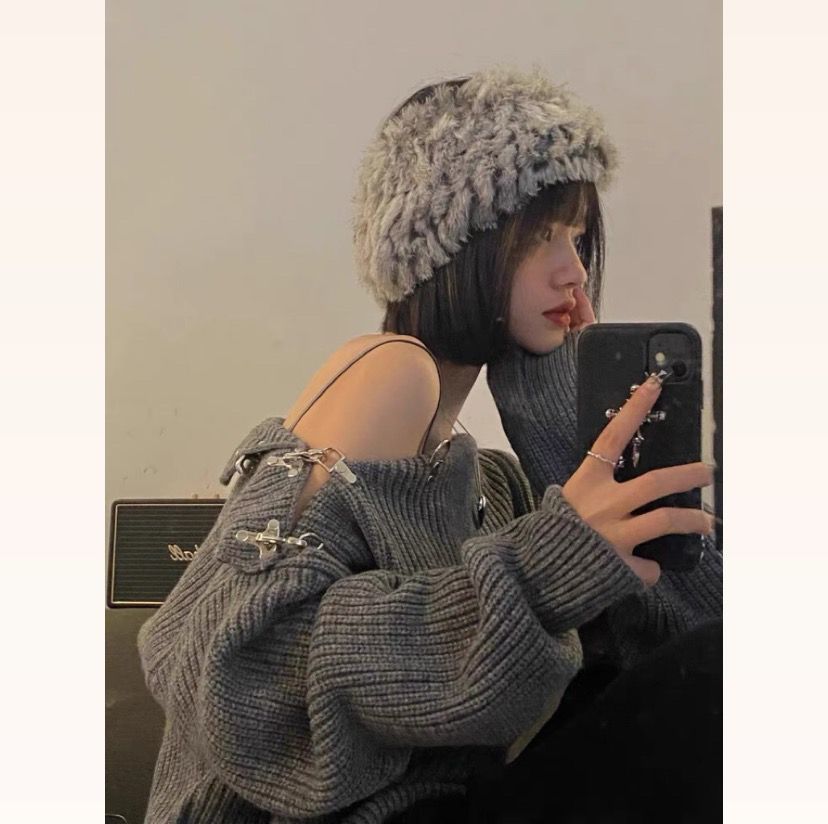 Y2K Grunge Oversized Sweater