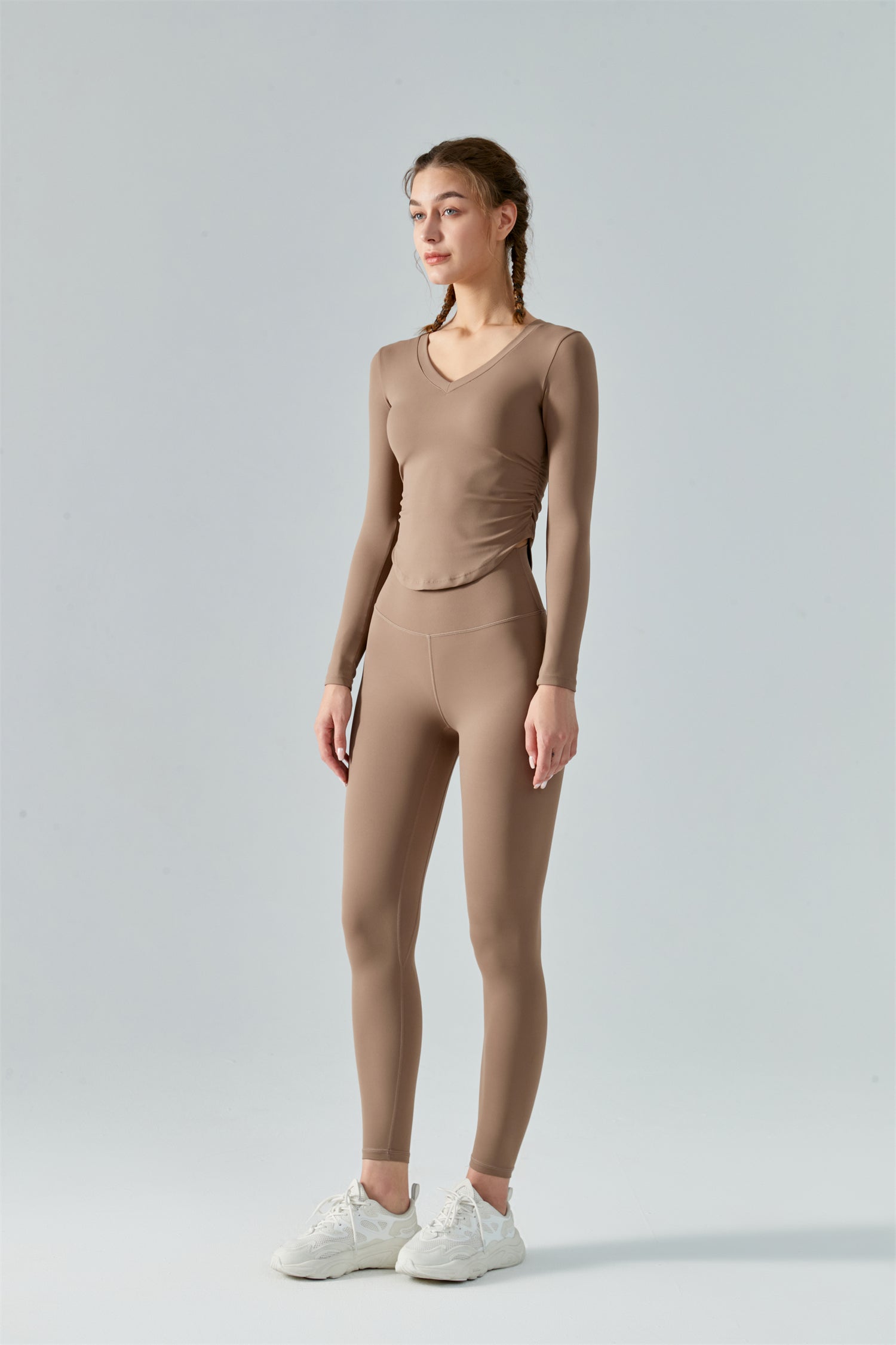 Ruched Curved Hem Yoga Sports Top