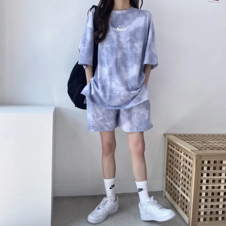 Casual Tie Dye Outfit Set - T-Shirt & Shorts