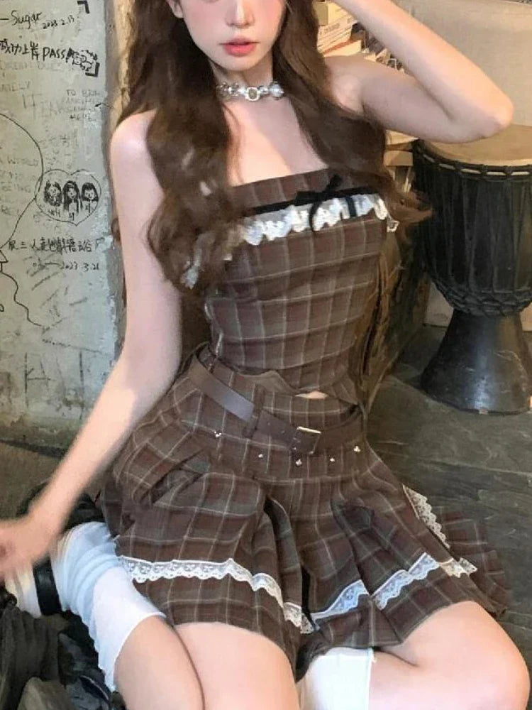 Korean Elegant Outfit Set - Lace Top & Mini Skirt