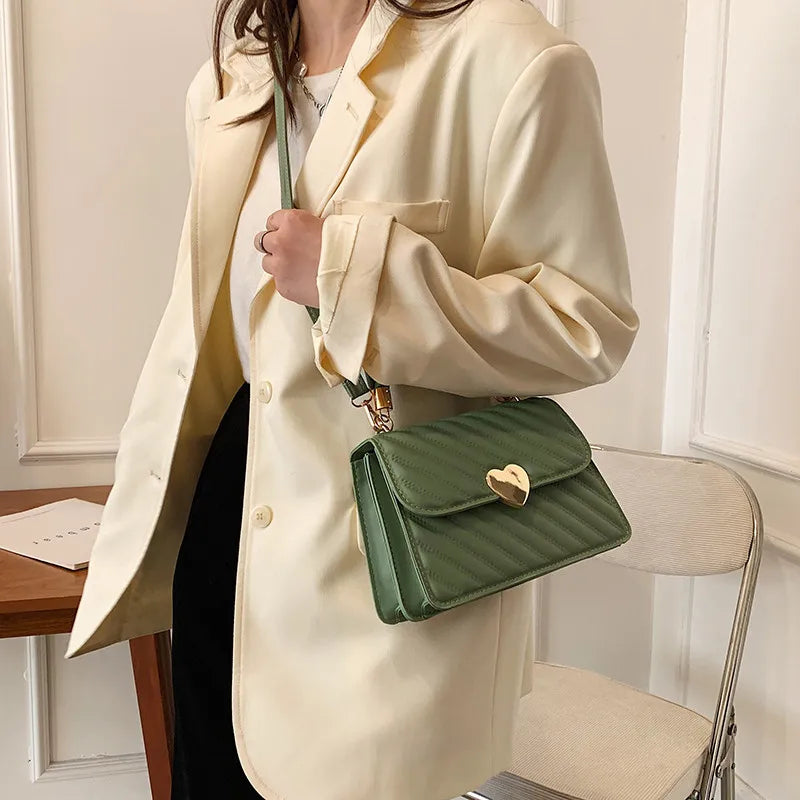 Metal Heart Shoulder Bag