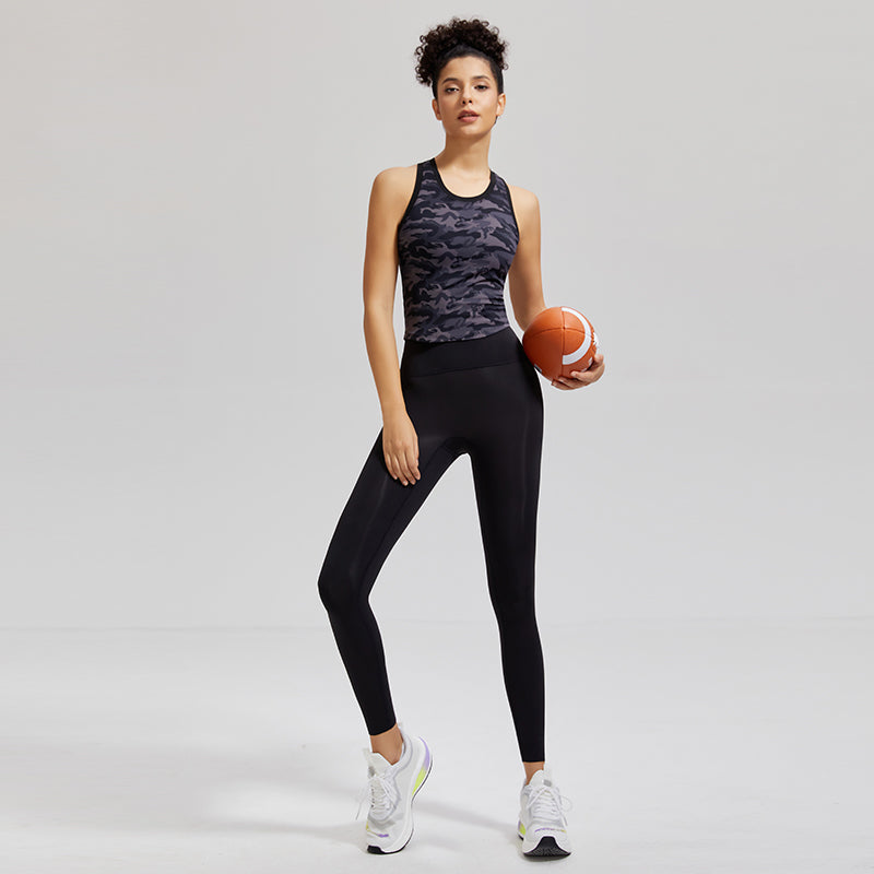 Camo Slim Fit Women's Sports & Fitness Top