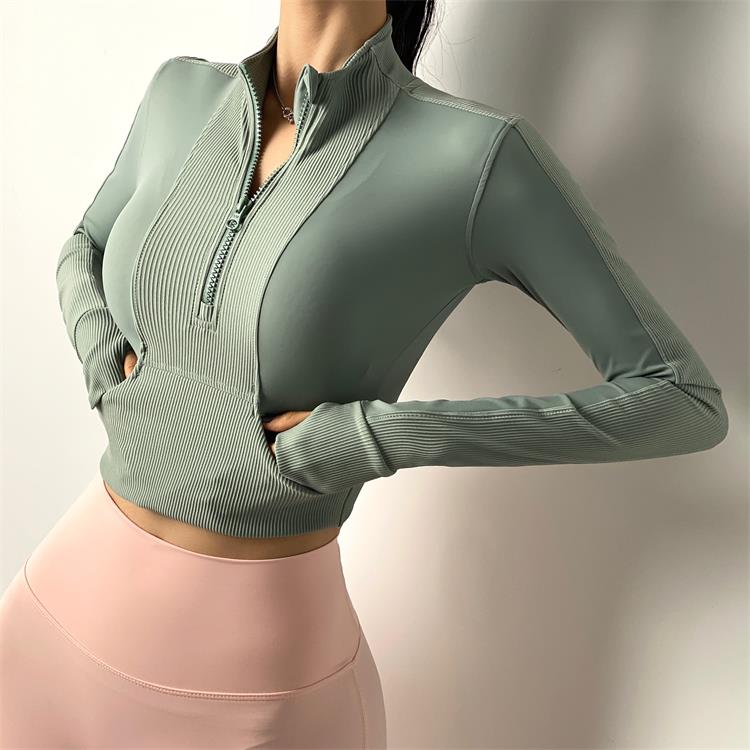 Long Sleeve Breathable Women's Zipper Sports & Yoga Top